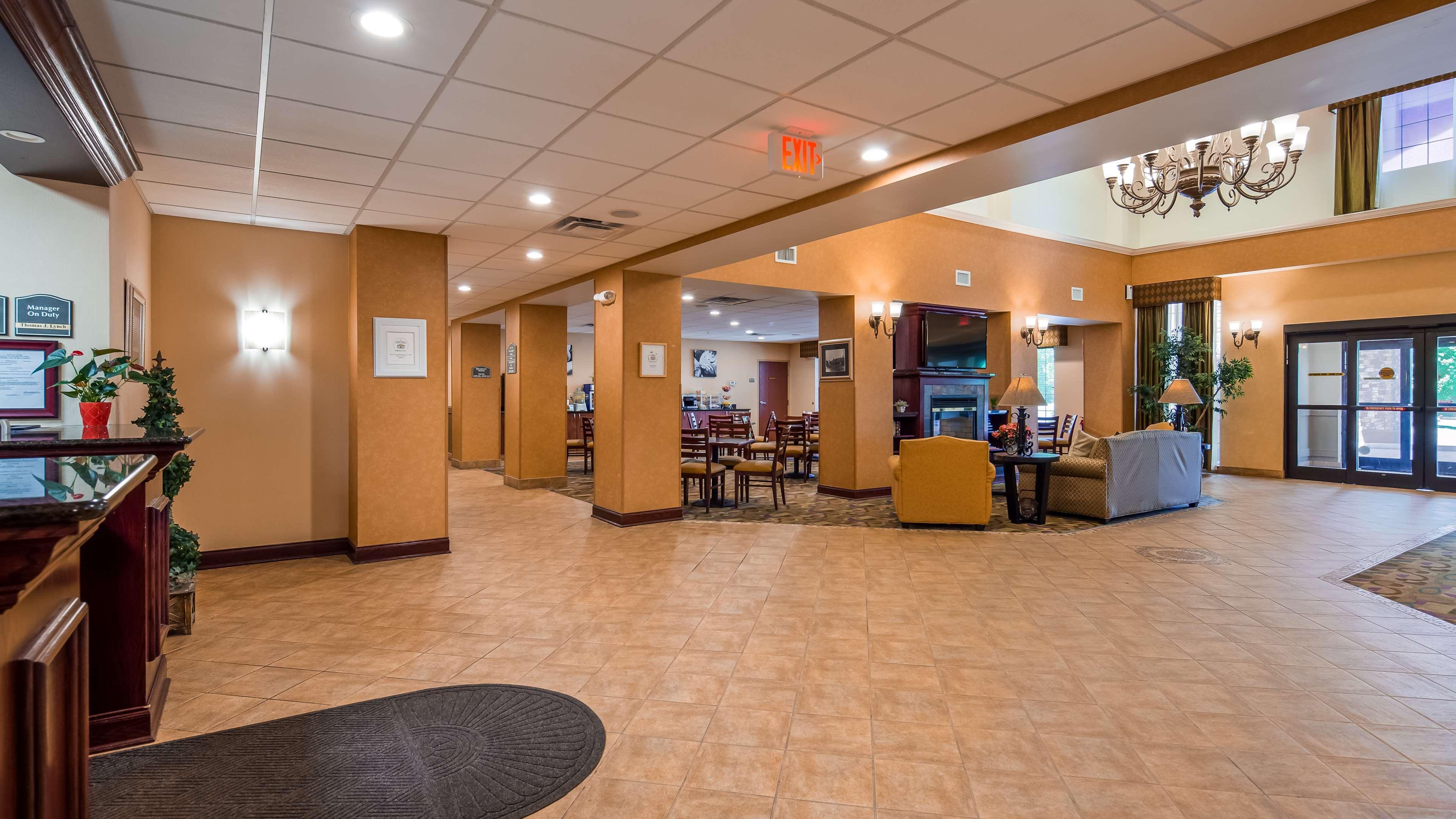 Best Western PLUS Victor Inn&Suites Exterior foto